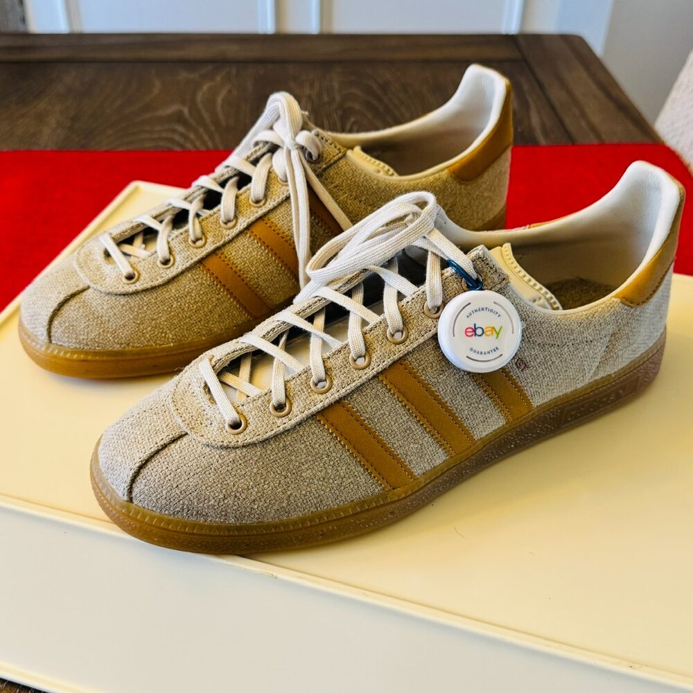 Adidas SNS GT LA (US 10) - Picture 2 of 7